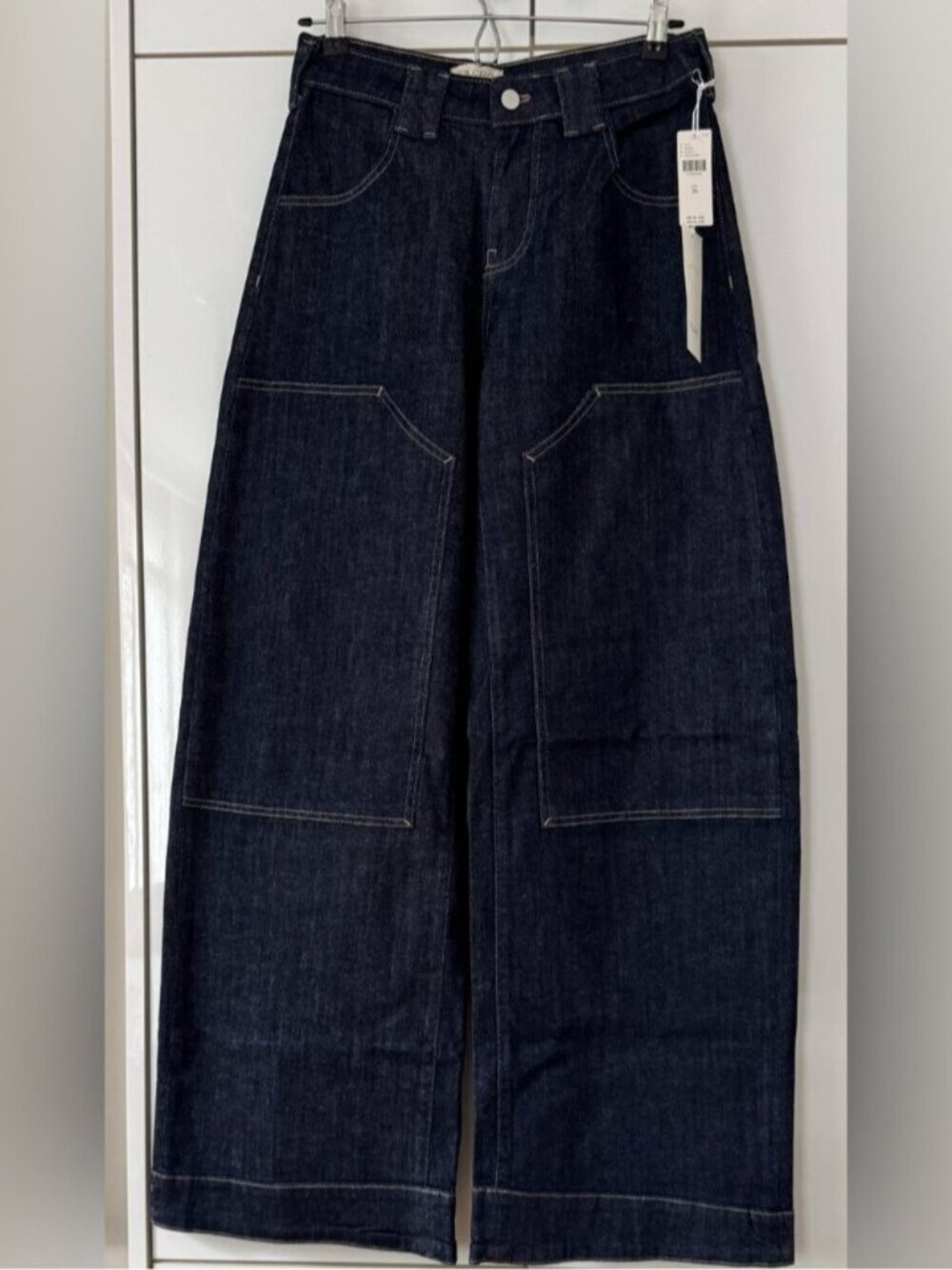 NWT Size 28 - Myra Low-Rise Tapered Jeans by Pilcro: Puddle Edition (US$ 148) - Picture 15 of 17